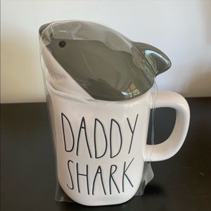Rae Dunn DADDY SHARK mug